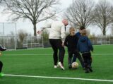 Paas-plezier op sportpark Het Springer voor S.K.N.W.K. JO7-1 en JO9-1 van zaterdag 8 april 2023 (78/240)